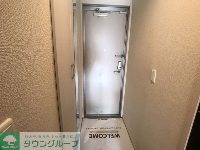 ヘリオス吉川美南 ゼウスの玄関写真