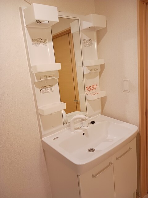 ブルースカイ Iの内装写真