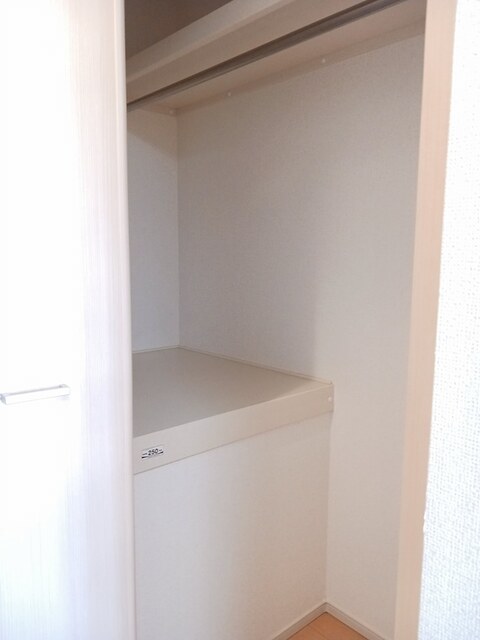 ブルースカイ Iの内装写真