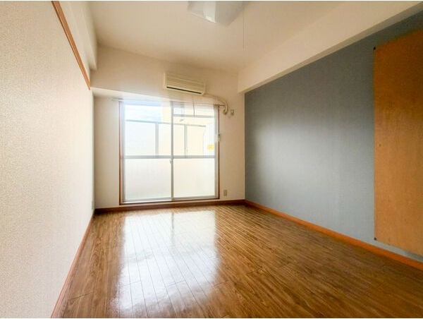 居室・リビング　※室内画像は全て同間取りの別のお部屋になります。