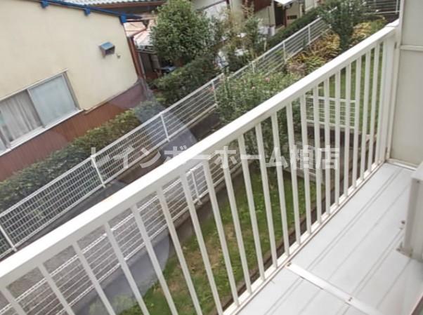 バルコニー　広々としたバルコニーです