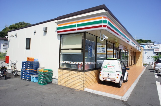 コンビニ　セブン－イレブン　横浜栄上郷町店（コンビニ）まで260m