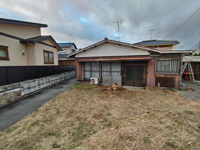 宇部市居能町戸建ての建物外観