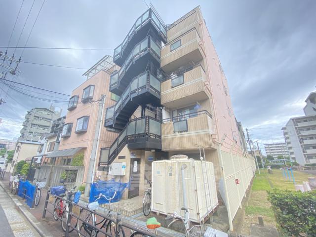 大阪市住吉区山之内のマンションの建物外観