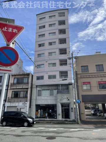 ヴィラパーク本町の建物外観