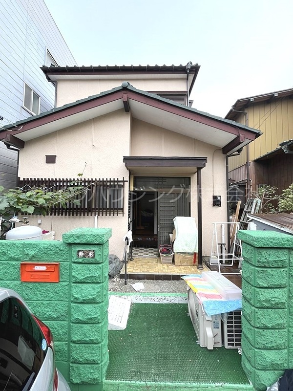 東本郷シェアハウスの建物外観