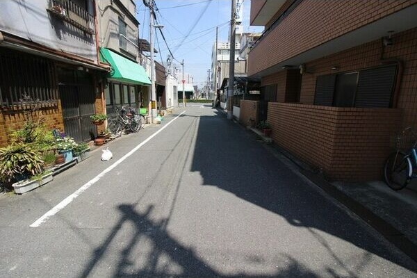 【大阪市阿倍野区阪南町のマンションのバルコニー】