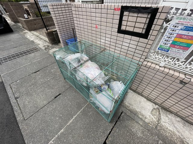 【川崎市高津区千年のアパートのその他共有部分】