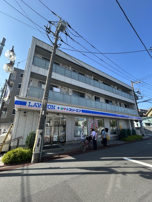 コンビニ　ローソン（コンビニ）まで60m