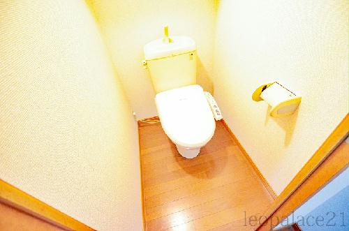 トイレ　同一タイプ物件写真です。