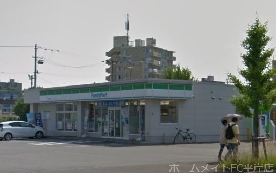 コンビニ　ファミリーマート札幌栄通店（コンビニ）まで380m