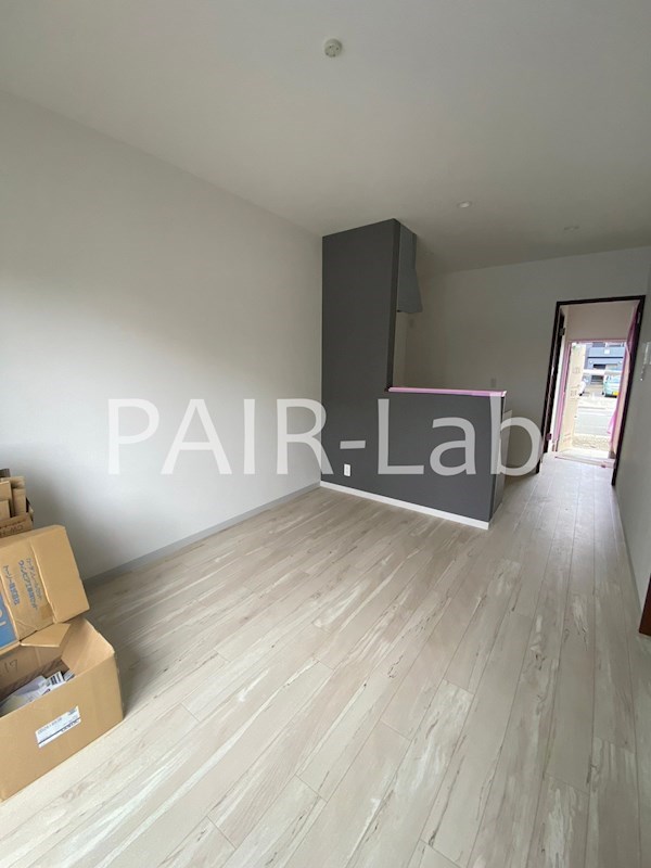 居室・リビング　同シリーズのイメージ写真です。(現況優先)