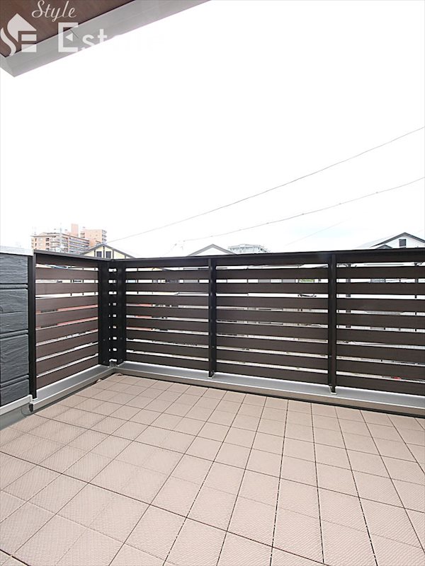 バルコニー　バルコニー