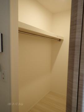 収納　ウォークインクローゼット