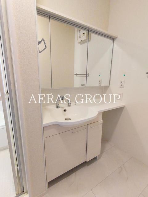 洗面設備　同仕様