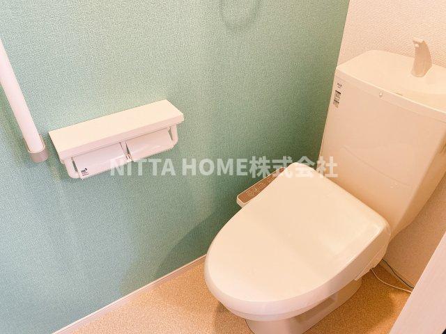 トイレ　もちろん、ウォシュレット付きです♪