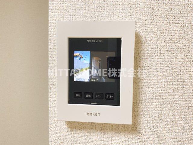 セキュリティ　顔見て会話が出来るＴＶインターホン付き☆彡