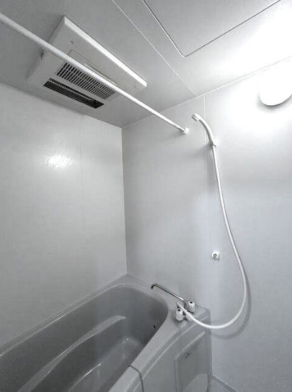 バス・シャワールーム　風呂