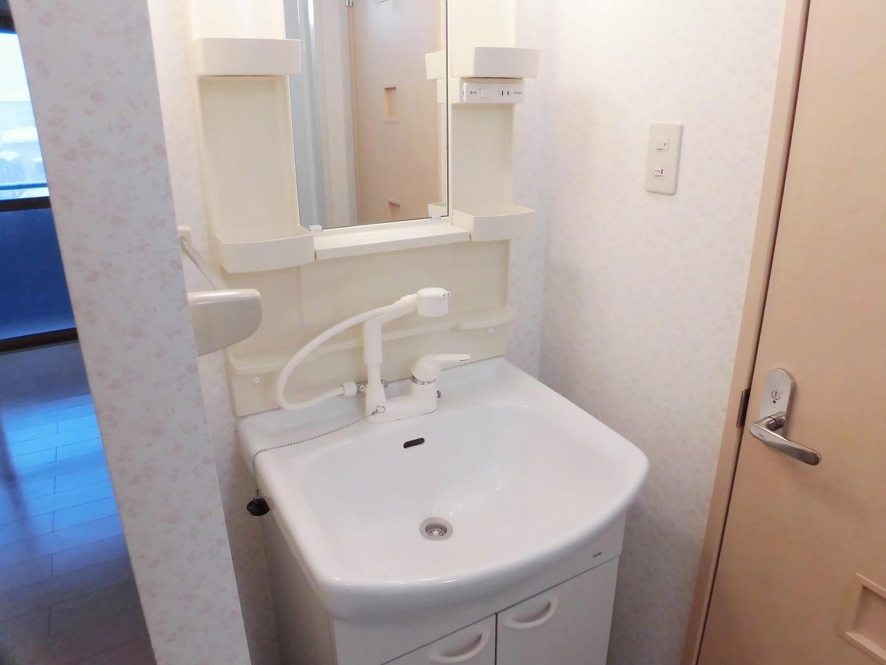 洗面設備　洗面化粧台