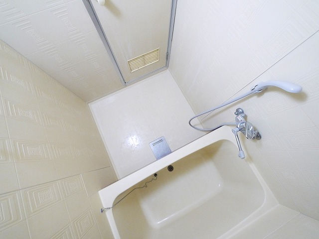 バス・シャワールーム　日々の暮らしに欠かせないお風呂です