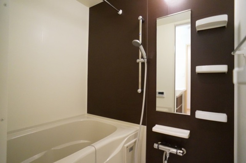 バス・シャワールーム　図面と現状に相違がある場合には現状を優先