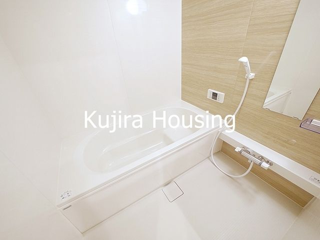 バス・シャワールーム　追い焚きや浴室乾燥機がついた機能的なお風呂★