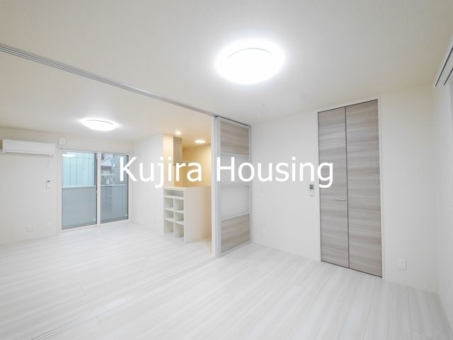 居室・リビング　10.17帖のリビングです★