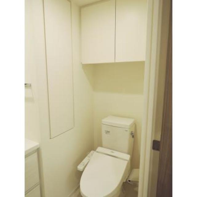 トイレ　※写真は同タイプ住戸です。