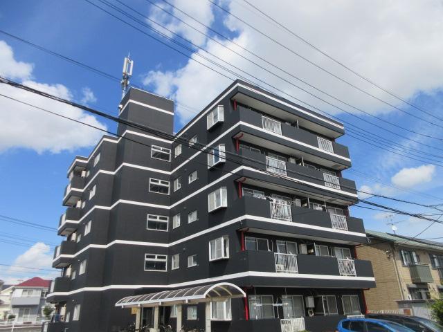 建物外観　5階建てマンション
