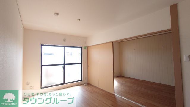 居室・リビング　お問合せはタウンハウジングまで！※現地待合わせ相談可能