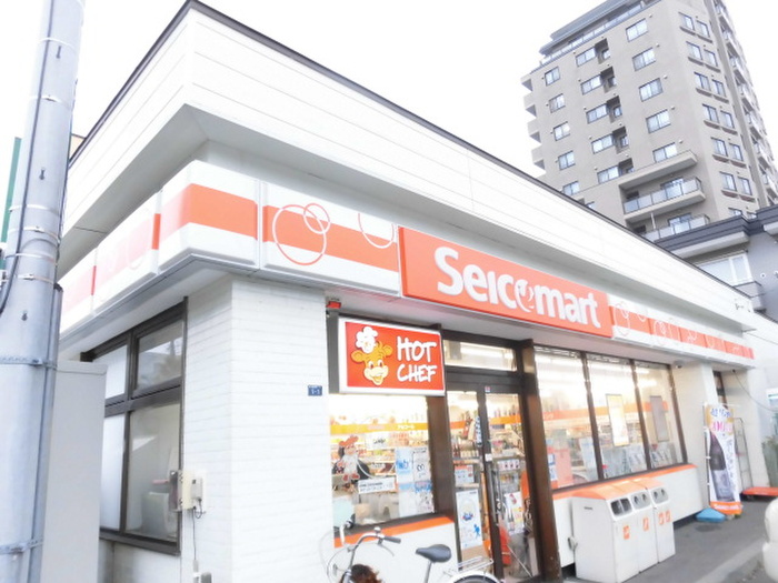 コンビニ　セイコーマート北31条店（コンビニ）まで450m