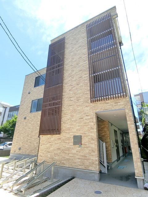 建物外観　☆セコム完備のお部屋です☆