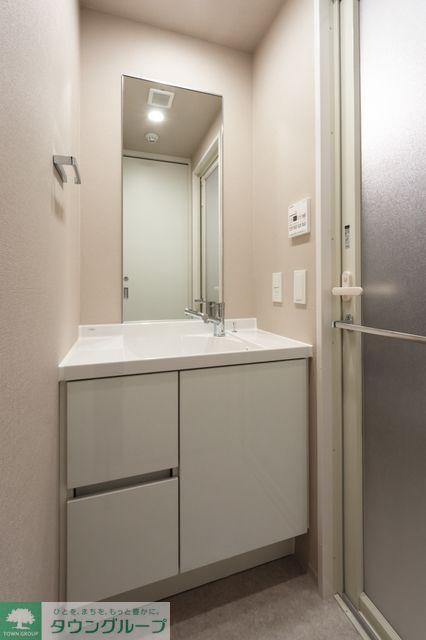 洗面設備　※写真は同タイプ住戸です。