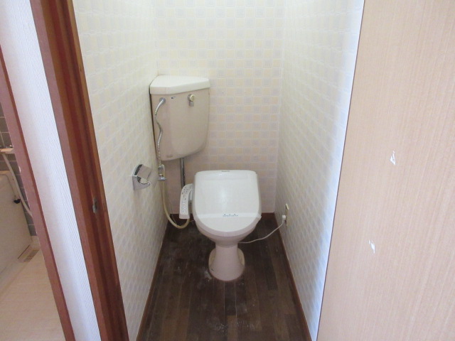 トイレ　清潔感のあるトイレです