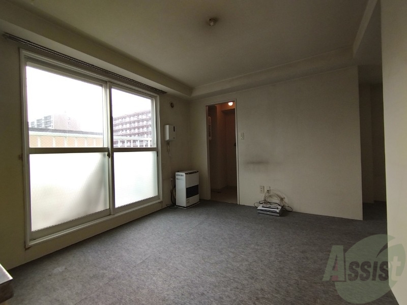 居室・リビング　広くてキレイなお部屋が広がっていて、充実した生活が送れそう。