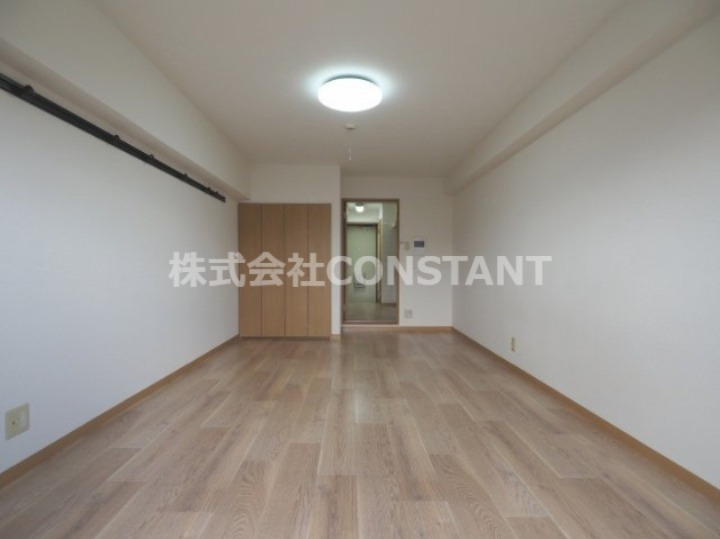 居室・リビング　※同タイプの参考物件写真となります（色・素材等違う場合もござ