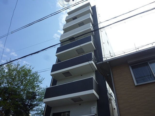 東大阪市徳庵本町のマンションの建物外観