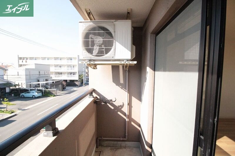 バルコニー　同物件別部屋の写真です