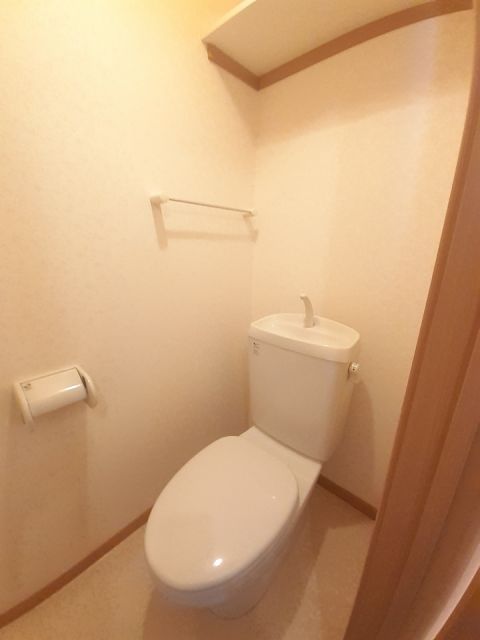 【有田郡湯浅町大字湯浅のアパートのトイレ】
