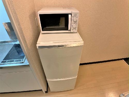 その他設備　電子レンジと冷蔵庫