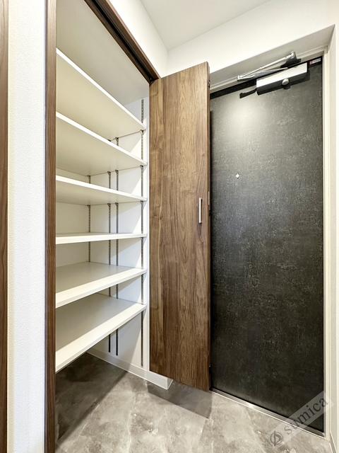 玄関　たくさんの靴を収納できるシューズボックス♪♪