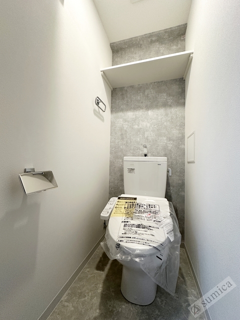 トイレ　温水洗浄便座付き♪♪