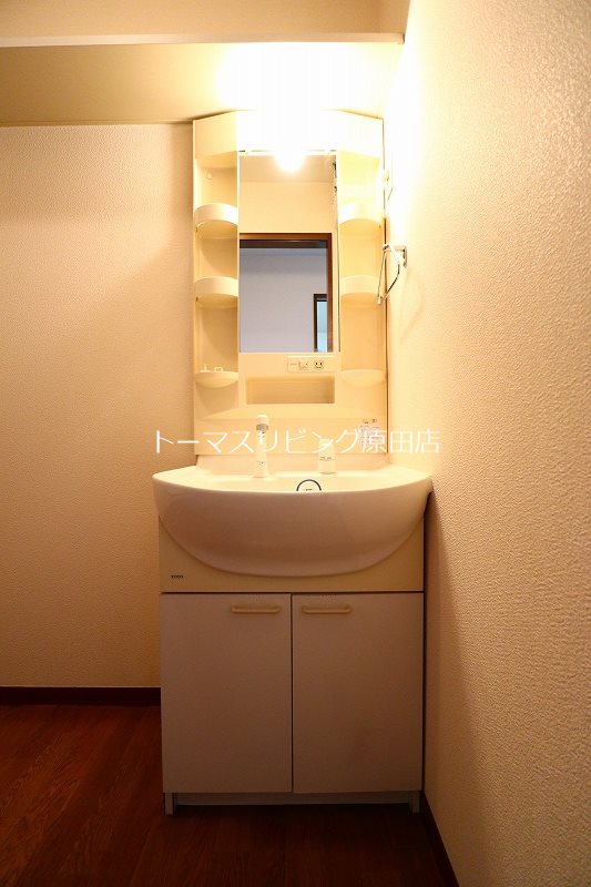 【ドミール・99Aの洗面設備】