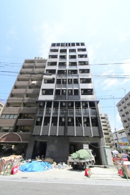 【北九州市小倉北区室町のマンションの建物外観】