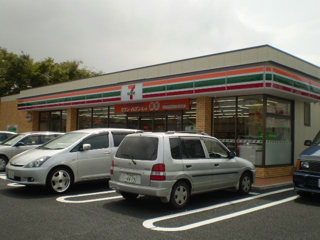 コンビニ　セブンイレブン（コンビニ）まで150m