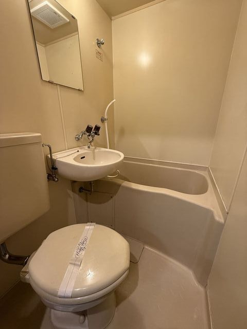 バス・シャワールーム　３点ユニットバス