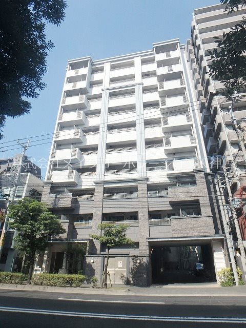 福岡市中央区平尾のマンションの建物外観