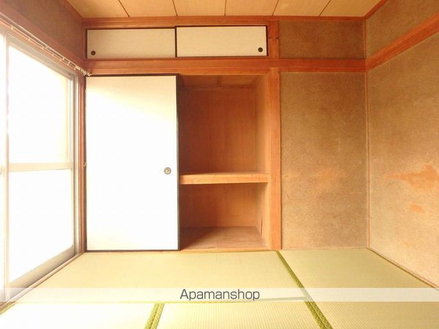和田貸家の内装写真