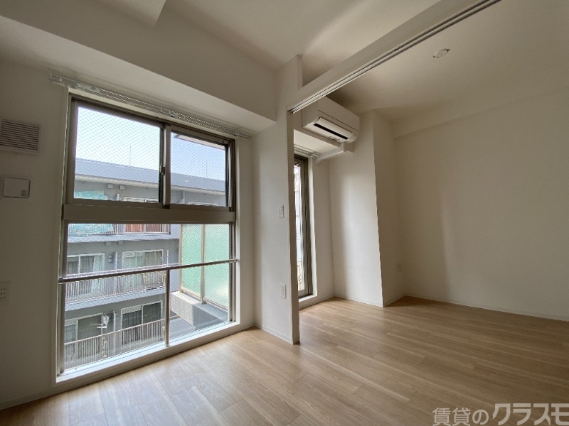 その他部屋・スペース　大きな窓で部屋全体が明るいのが◎