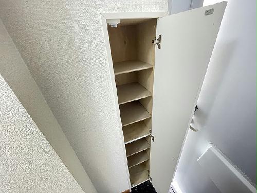 収納　設備・仕様は号室により異なる為、現況を優先致します。